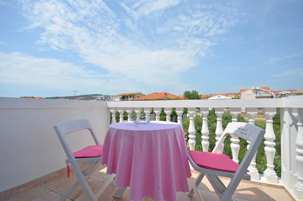 Apartment Ljubica Vodice Exterior photo